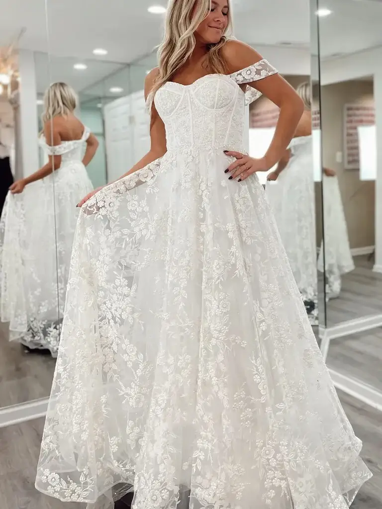 Princess Off Shoulder White Lace Country Wedding Dresses - Imagen 2